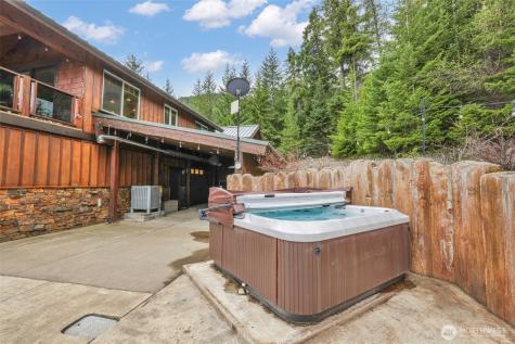 381 High Mark Drive Cle Elum WA 98922