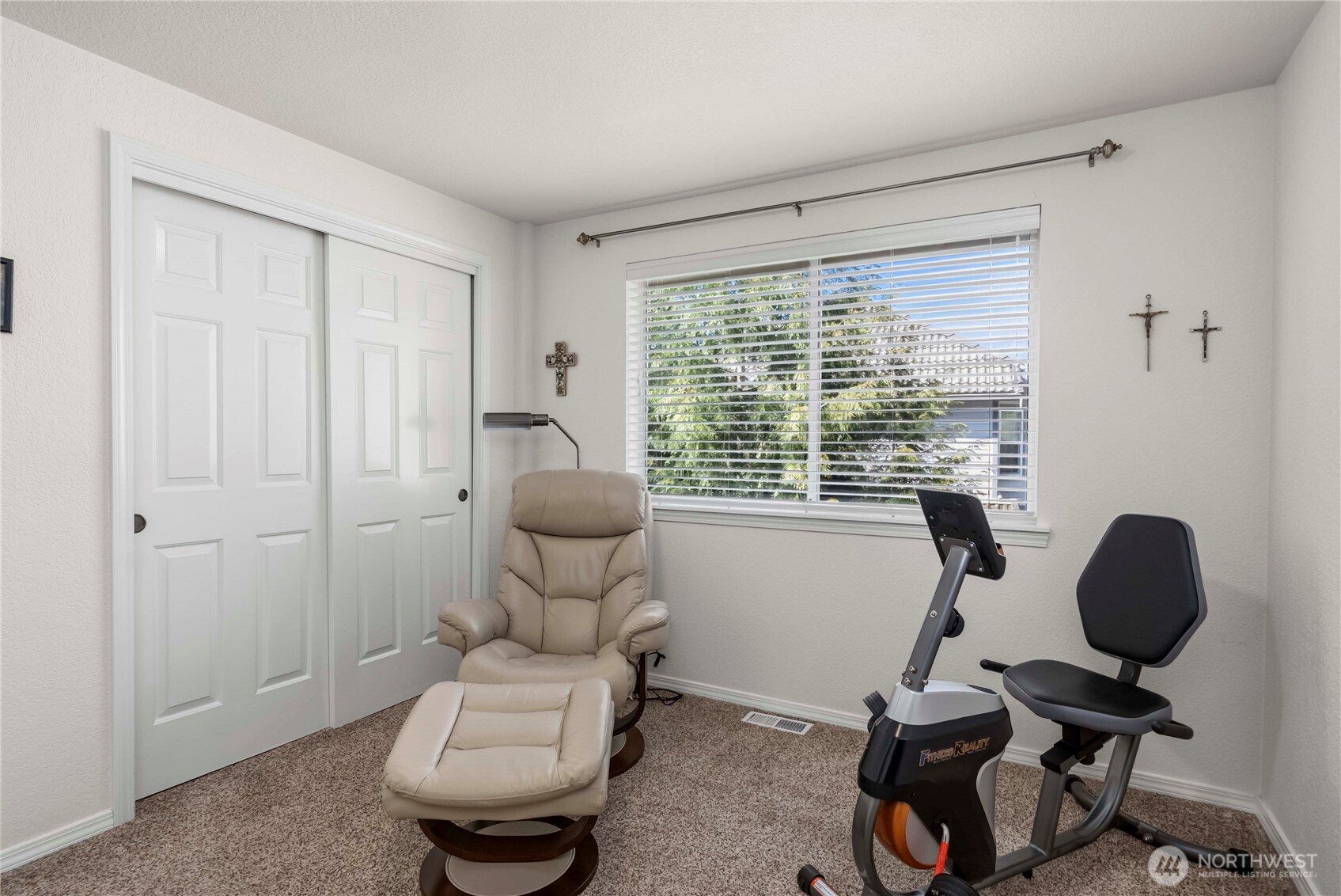 930 51st Street SE Auburn WA 98092