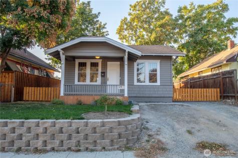 615 1st Street Wenatchee WA 98801