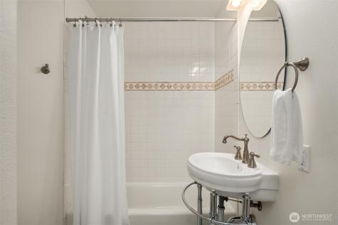 1406 N 38th Street Seattle WA 98103