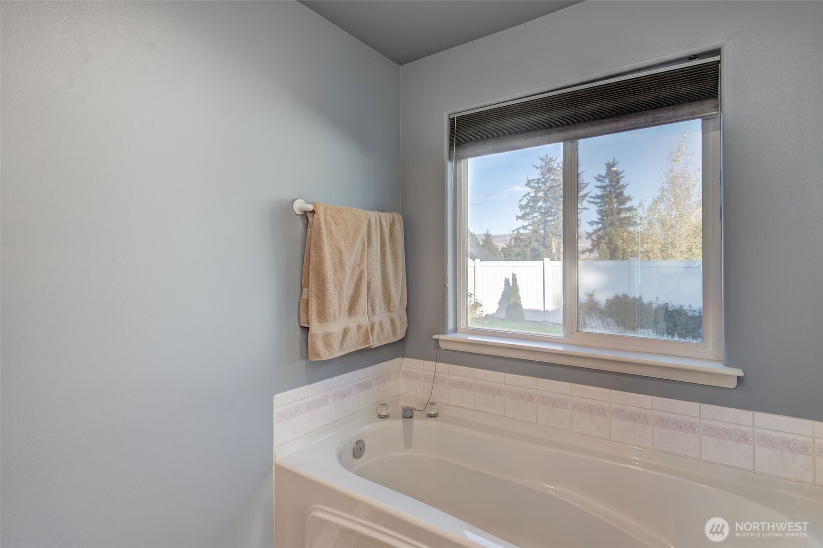 613 Meadow Drive Wenatchee WA 98801
