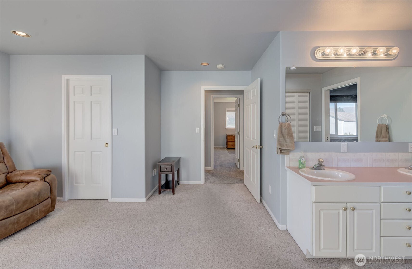 613 Meadow Drive Wenatchee WA 98801