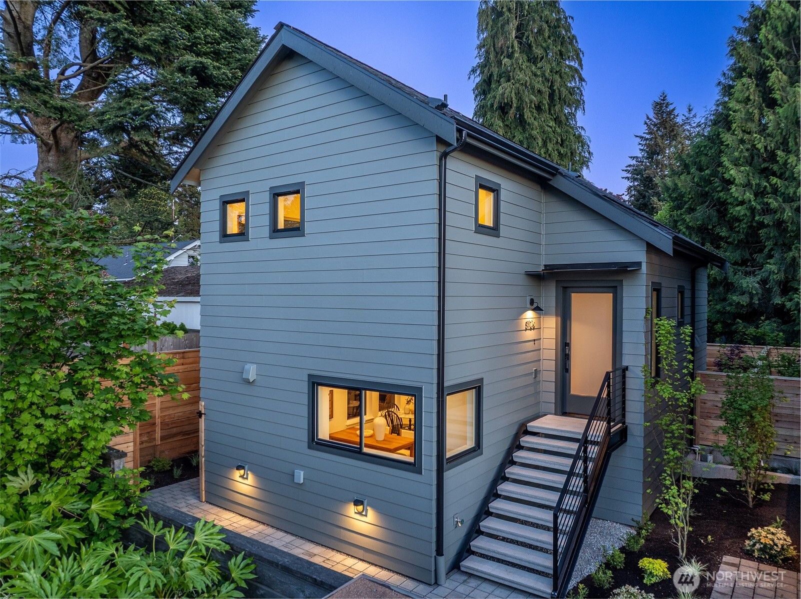 8126 12th Avenue SW Seattle WA 98106