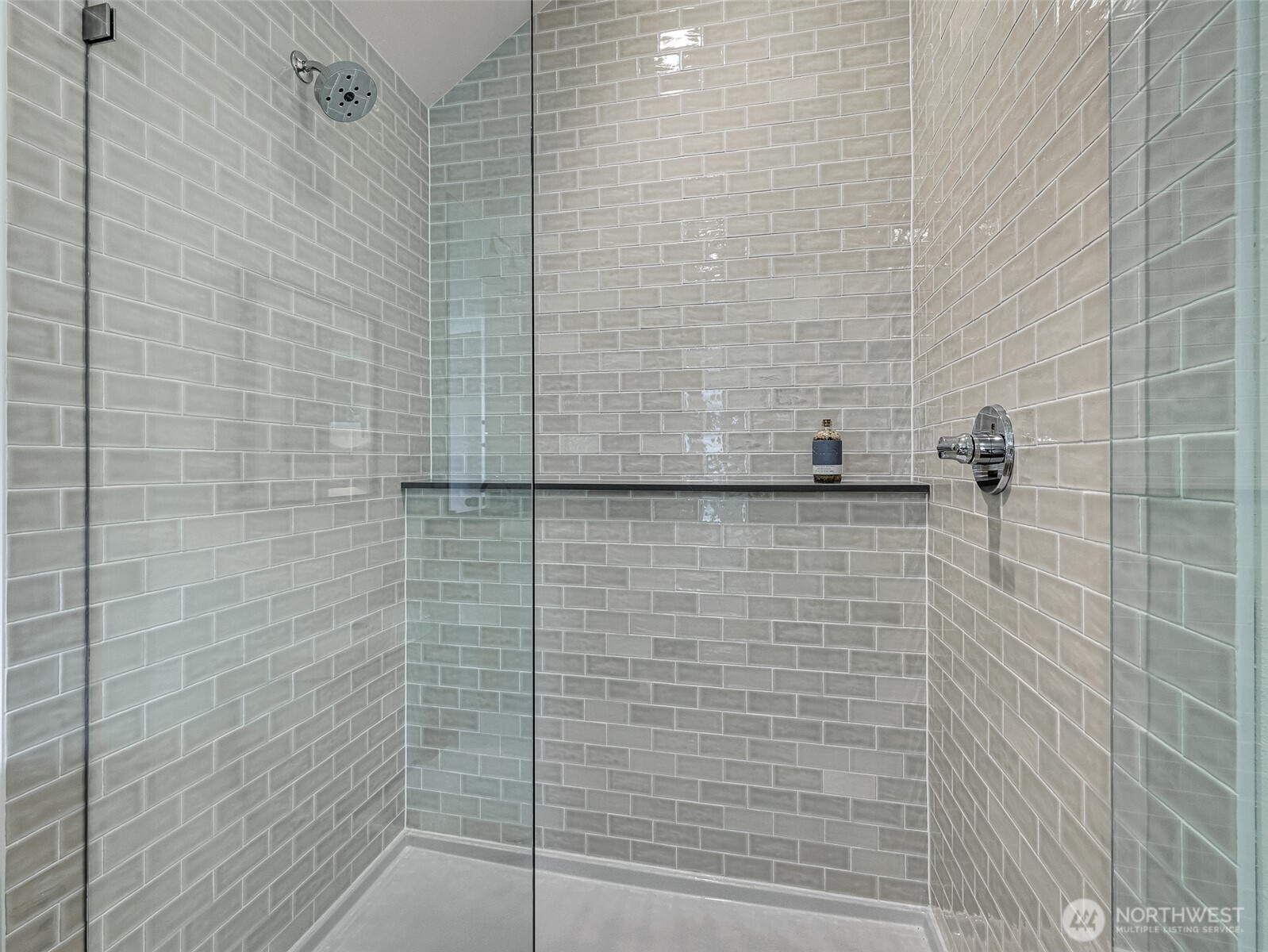 8126 12th Avenue SW Seattle WA 98106