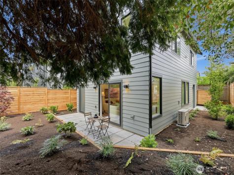 8126 12th Avenue SW Seattle WA 98106