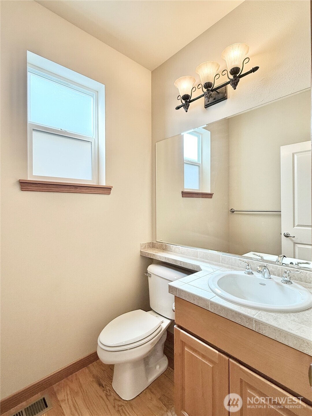3727 134th Place SW Lynnwood WA 98087