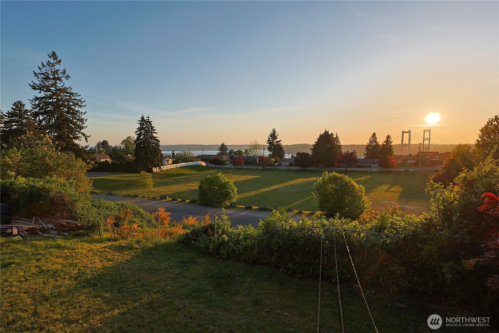 1310 N Heatherwood W Tacoma WA 98406