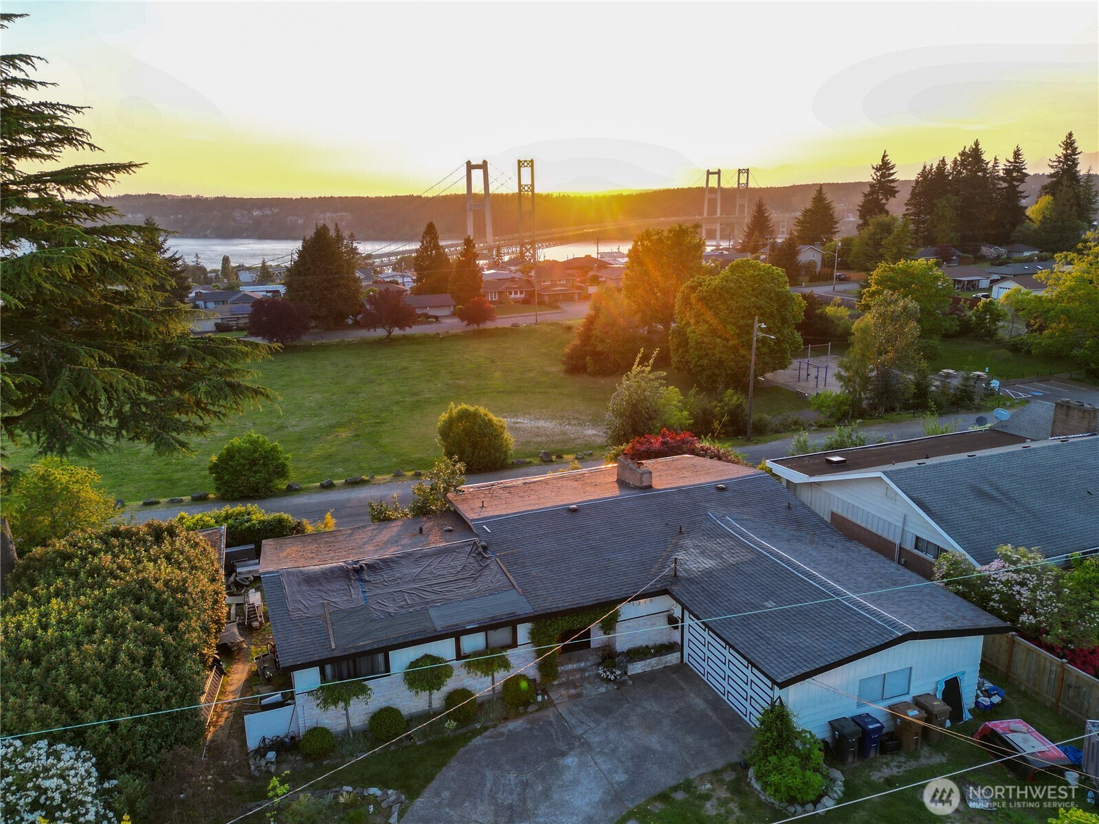 1310 N Heatherwood W Tacoma WA 98406