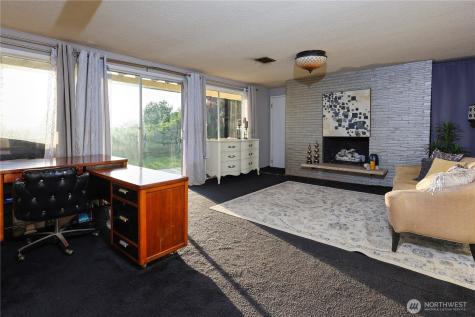 1310 N Heatherwood W Tacoma WA 98406