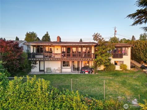 1310 N Heatherwood W Tacoma WA 98406