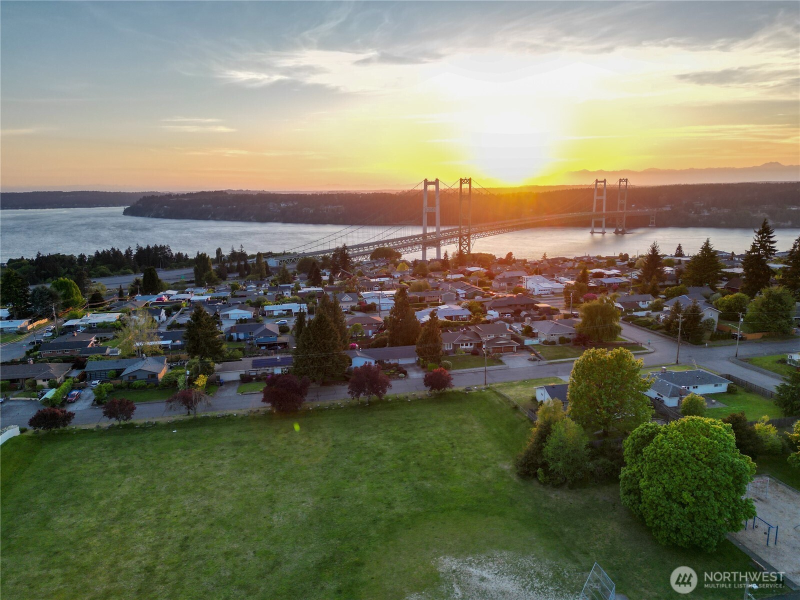 1310 N Heatherwood W Tacoma WA 98406