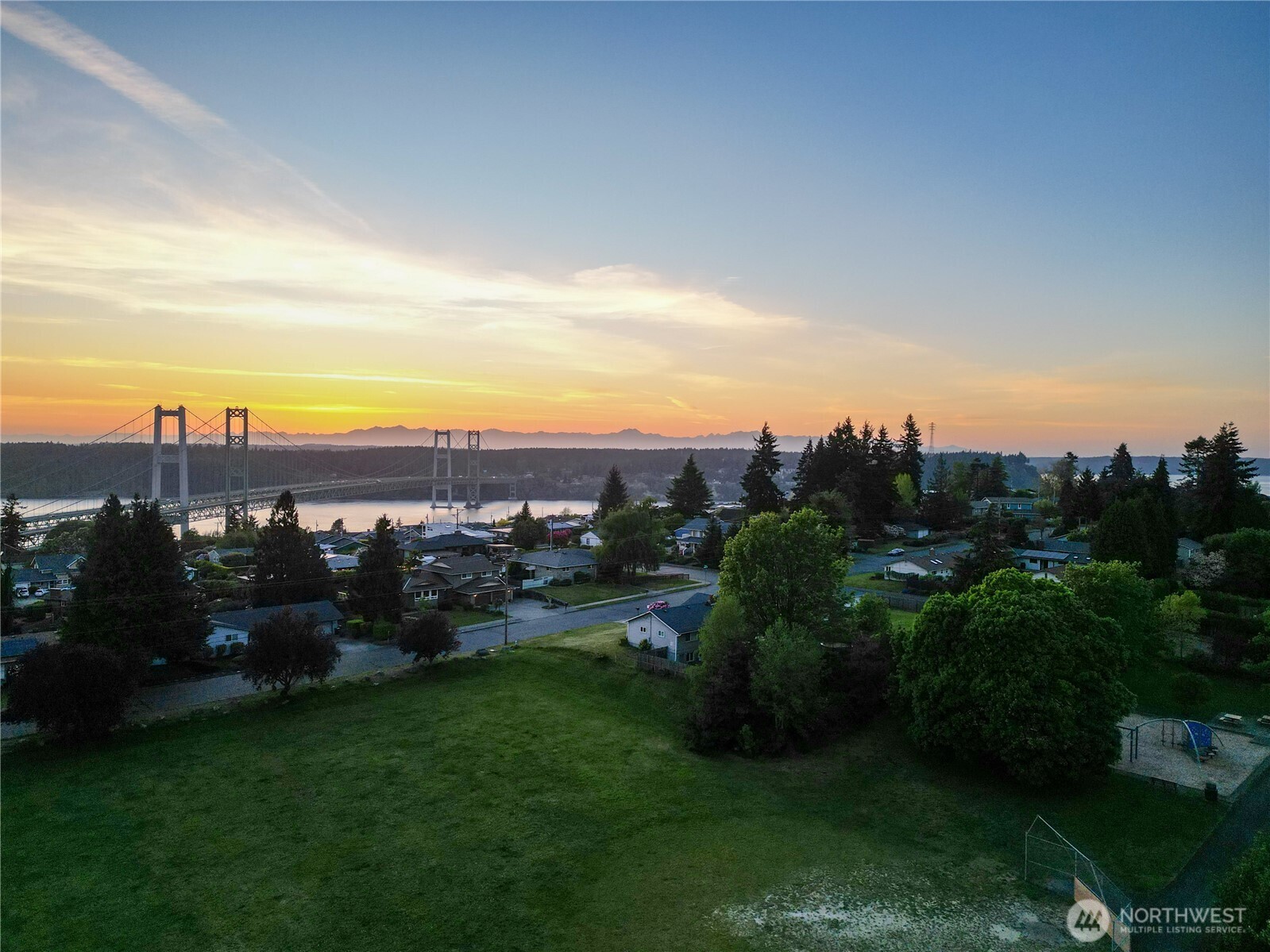 1310 N Heatherwood W Tacoma WA 98406