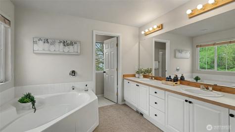 5701 S 234th Street Kent WA 98032