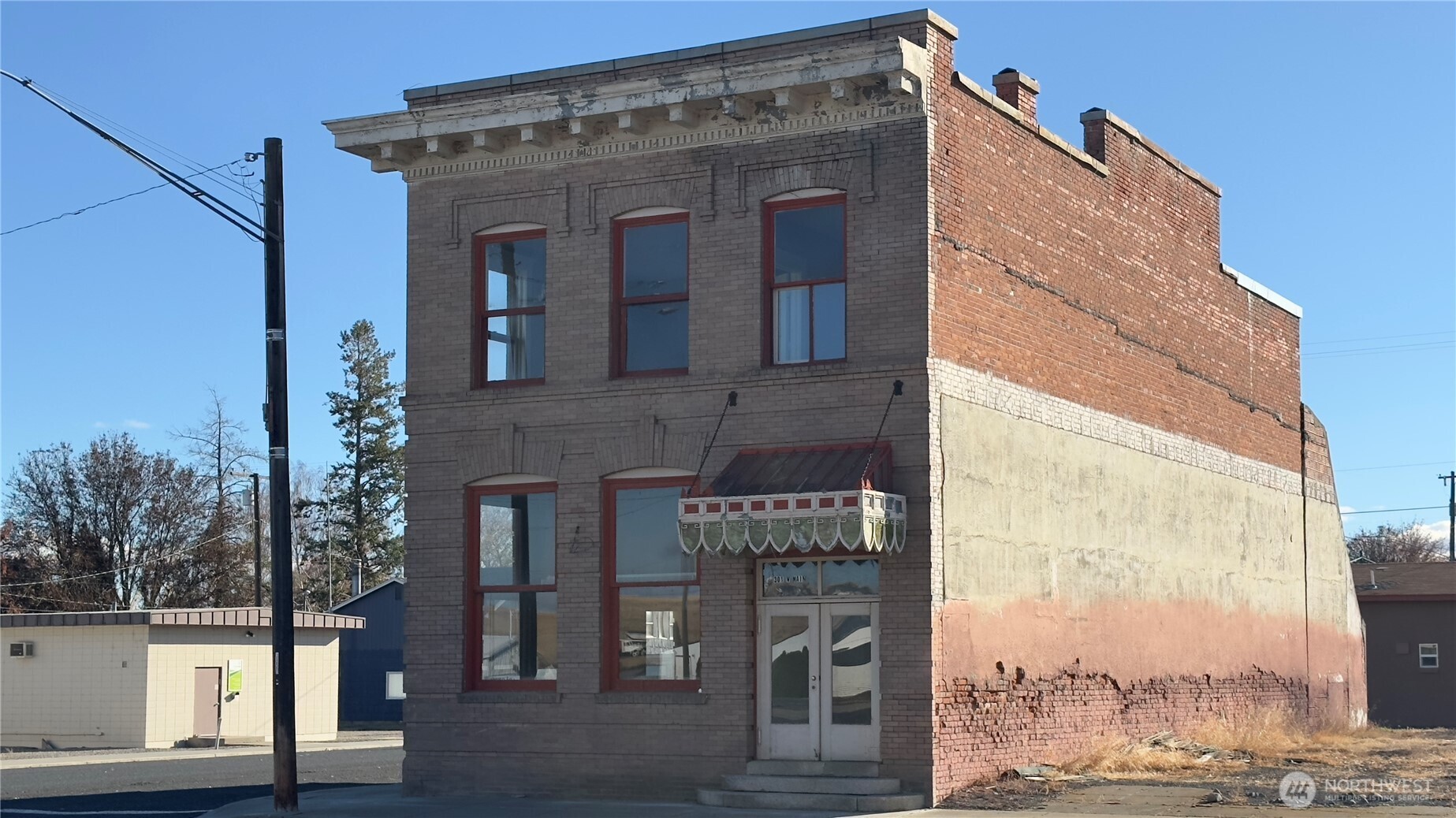 301 W Main Street Almira WA 99103