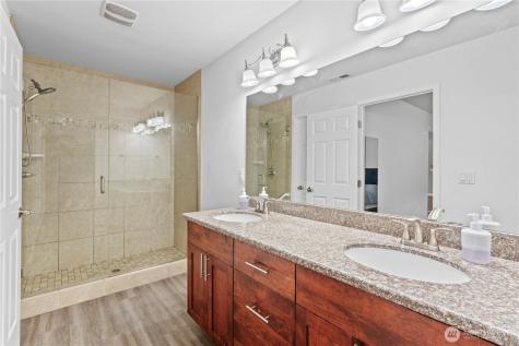 11831 93rd Avenue Ct E Puyallup WA 98373