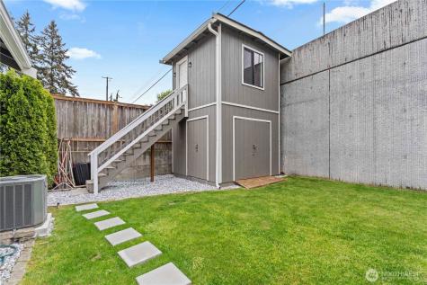 11831 93rd Avenue Ct E Puyallup WA 98373