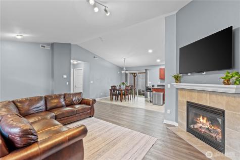 11831 93rd Avenue Ct E Puyallup WA 98373