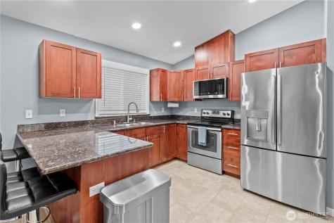 11831 93rd Avenue Ct E Puyallup WA 98373