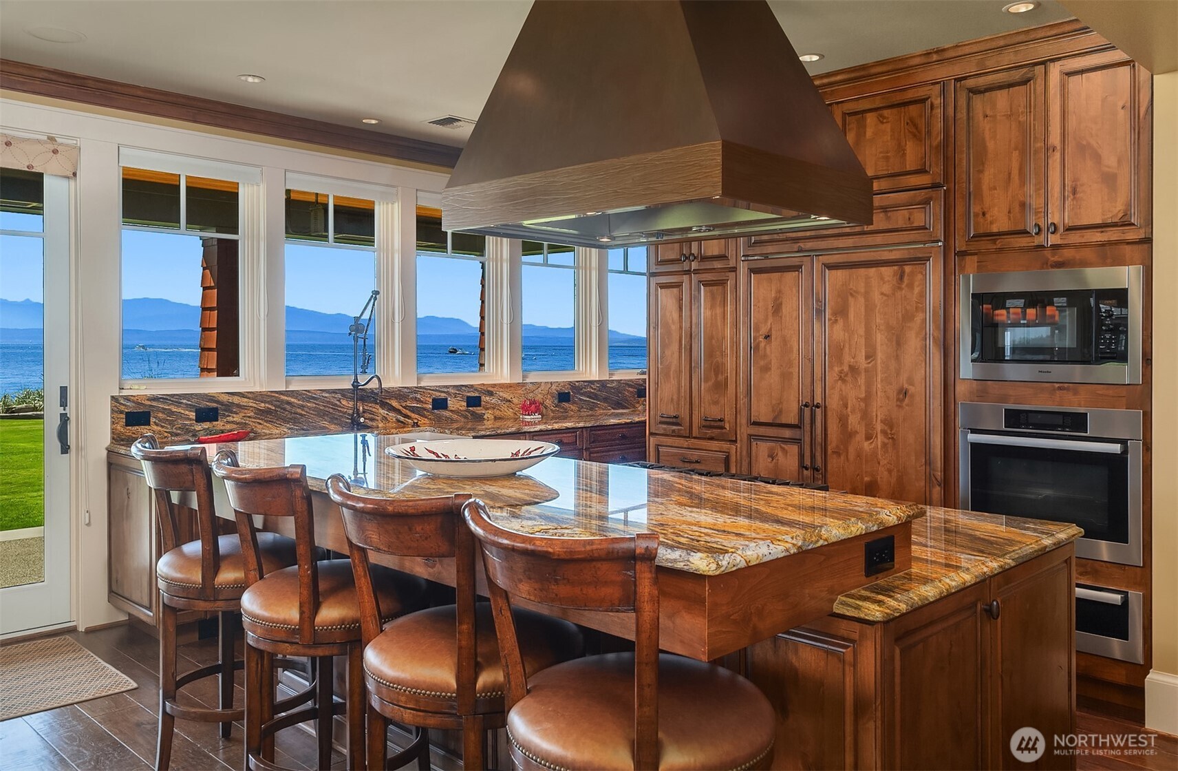 5844 Mutiny Bay Road Freeland WA 98249