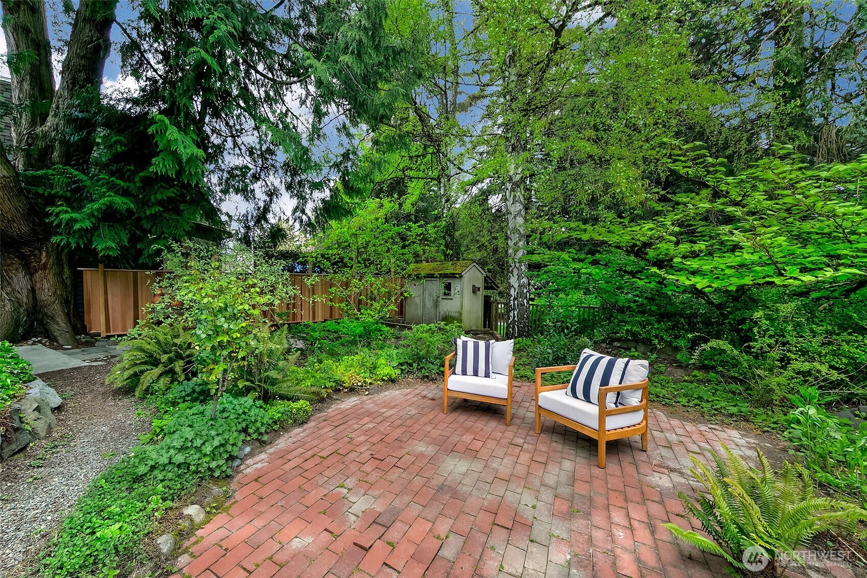 2046 26th Avenue E Seattle WA 98112