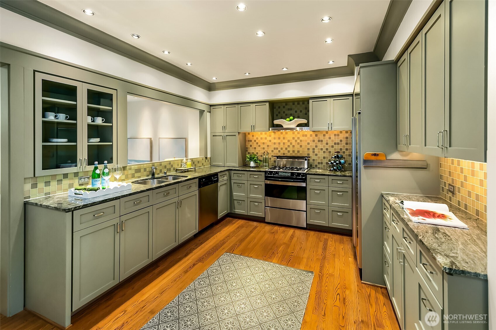2046 26th Avenue E Seattle WA 98112