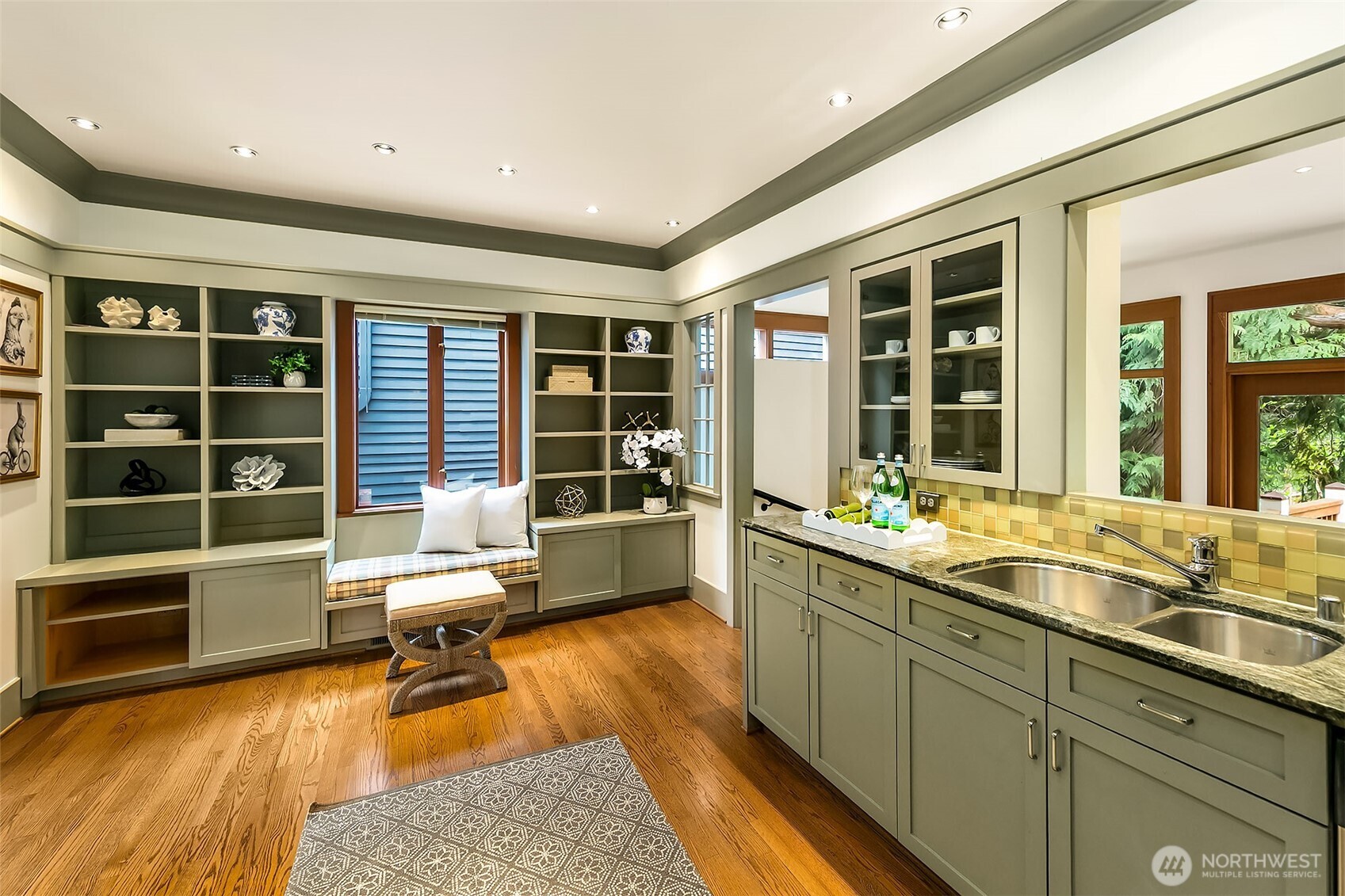 2046 26th Avenue E Seattle WA 98112