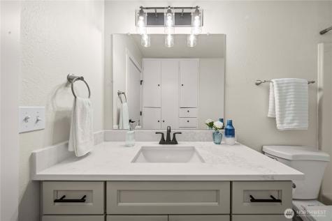 10112 SE 200th Street Kent WA 98031