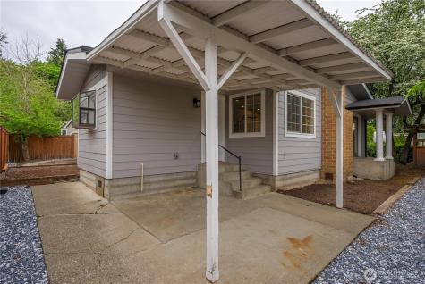 10112 SE 200th Street Kent WA 98031
