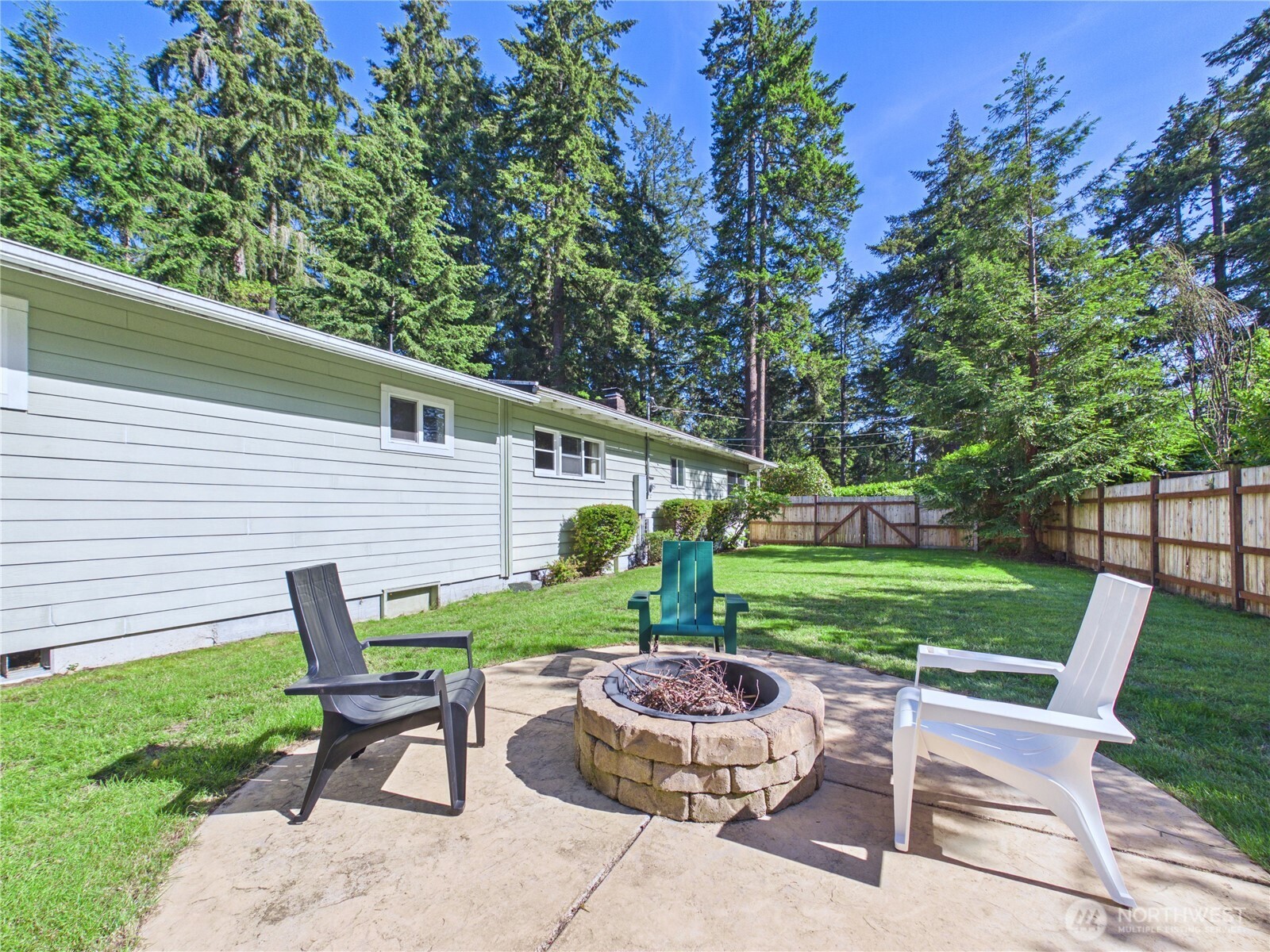 6351 Lake Avenue SW Lakewood WA 98499