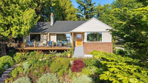 9326 California Avenue SW Seattle WA 98136