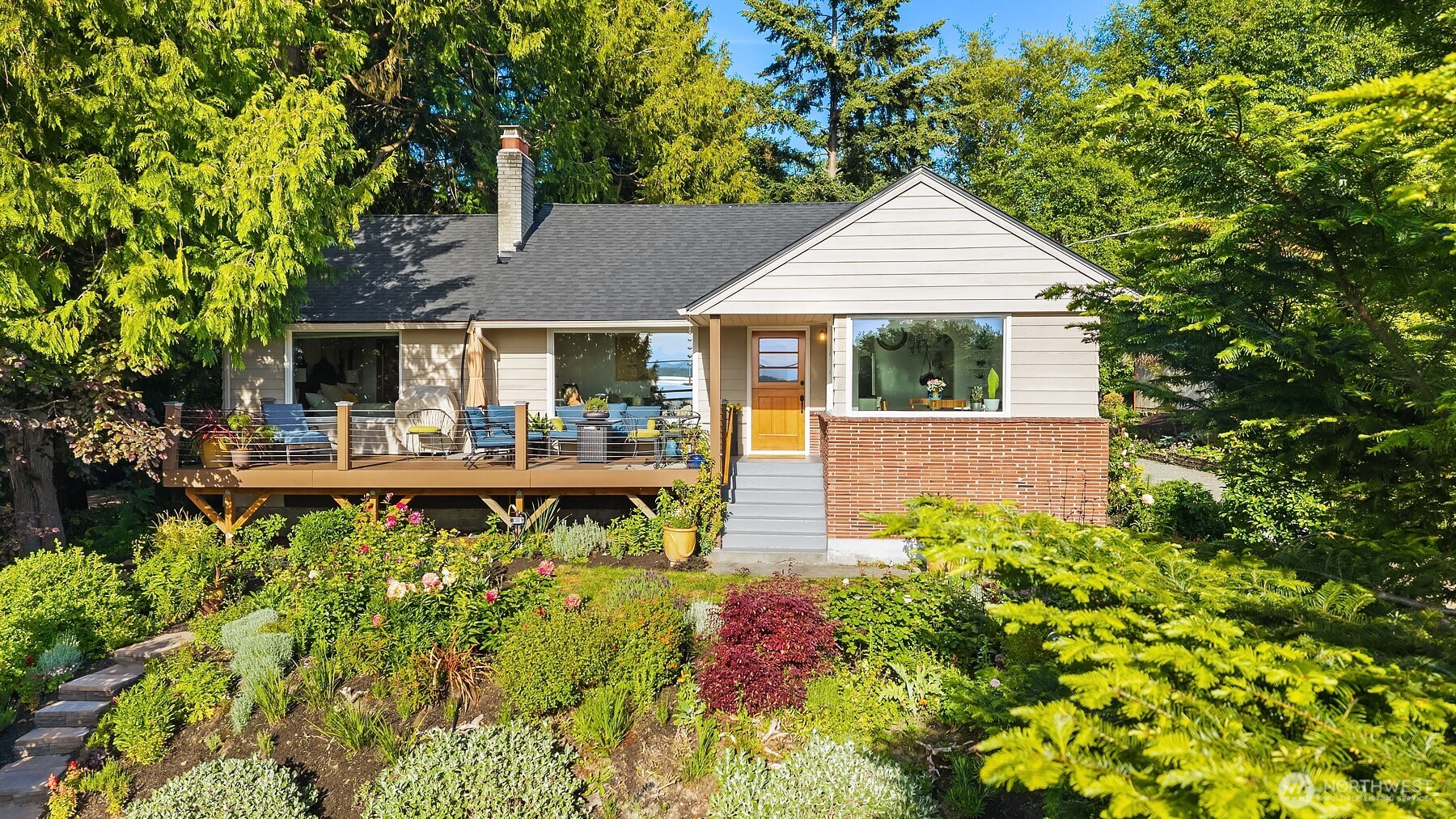 9326 California Avenue SW Seattle WA 98136