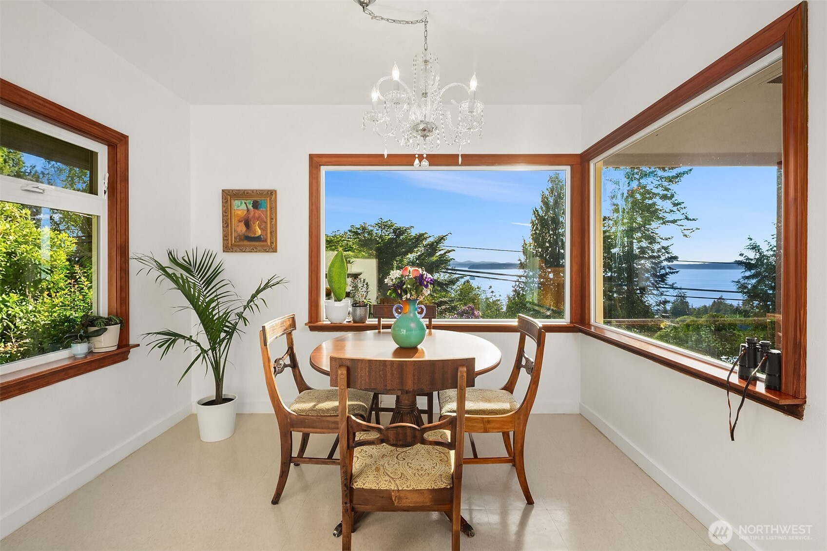 9326 California Avenue SW Seattle WA 98136