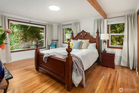 9326 California Avenue SW Seattle WA 98136