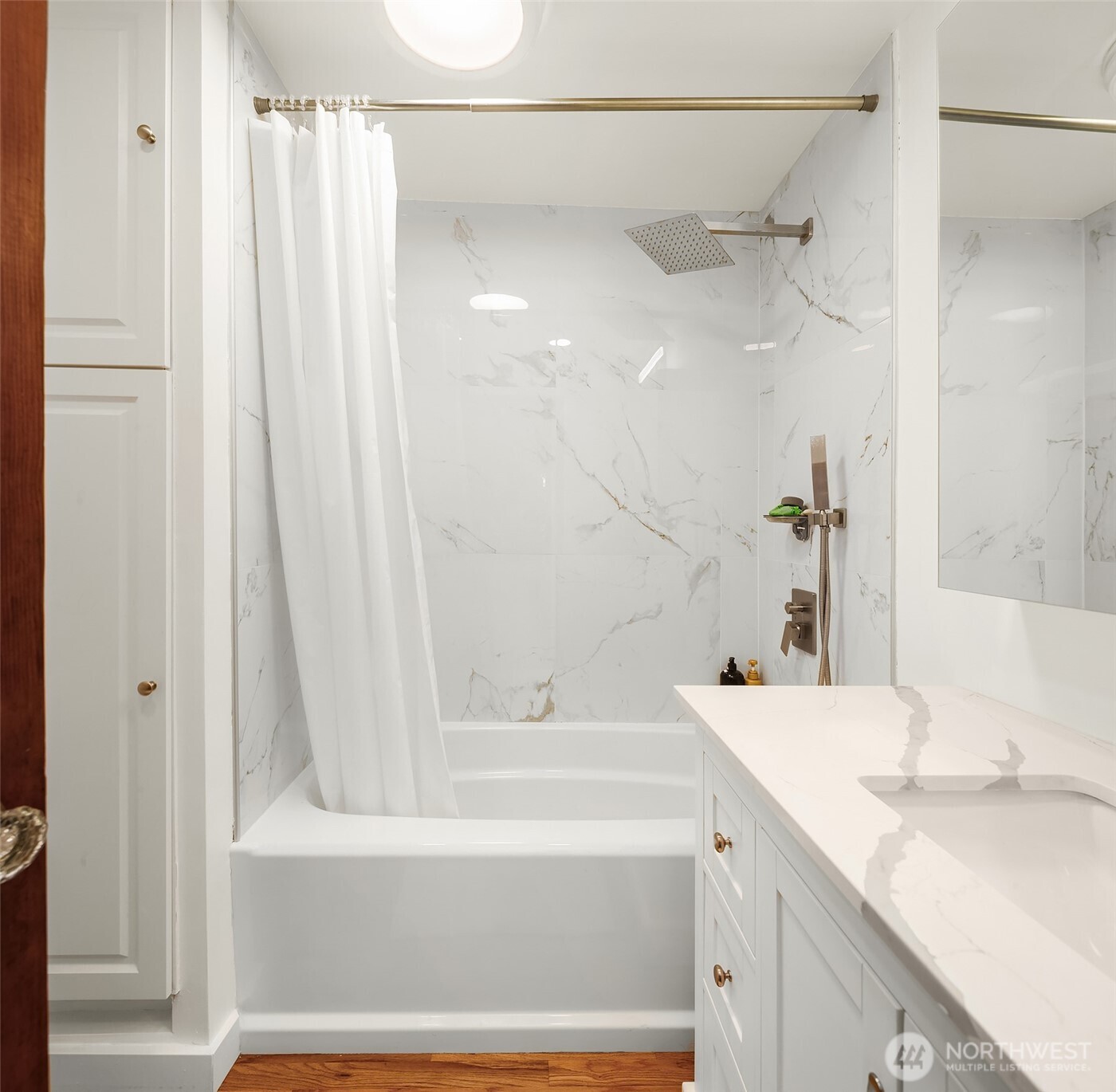9326 California Avenue SW Seattle WA 98136