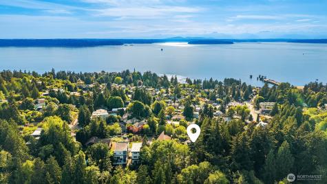 9326 California Avenue SW Seattle WA 98136
