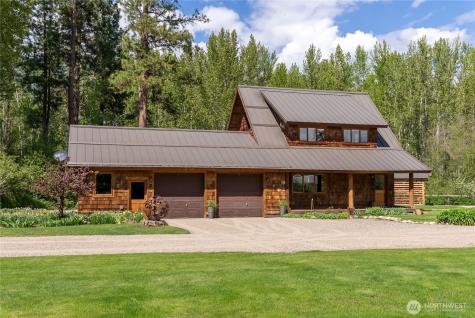 23 Green Road Winthrop WA 98862