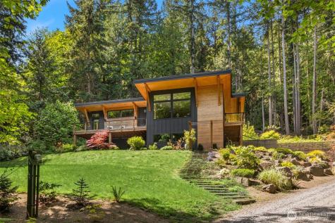 4591 NE Wildlife Court Poulsbo WA 98370