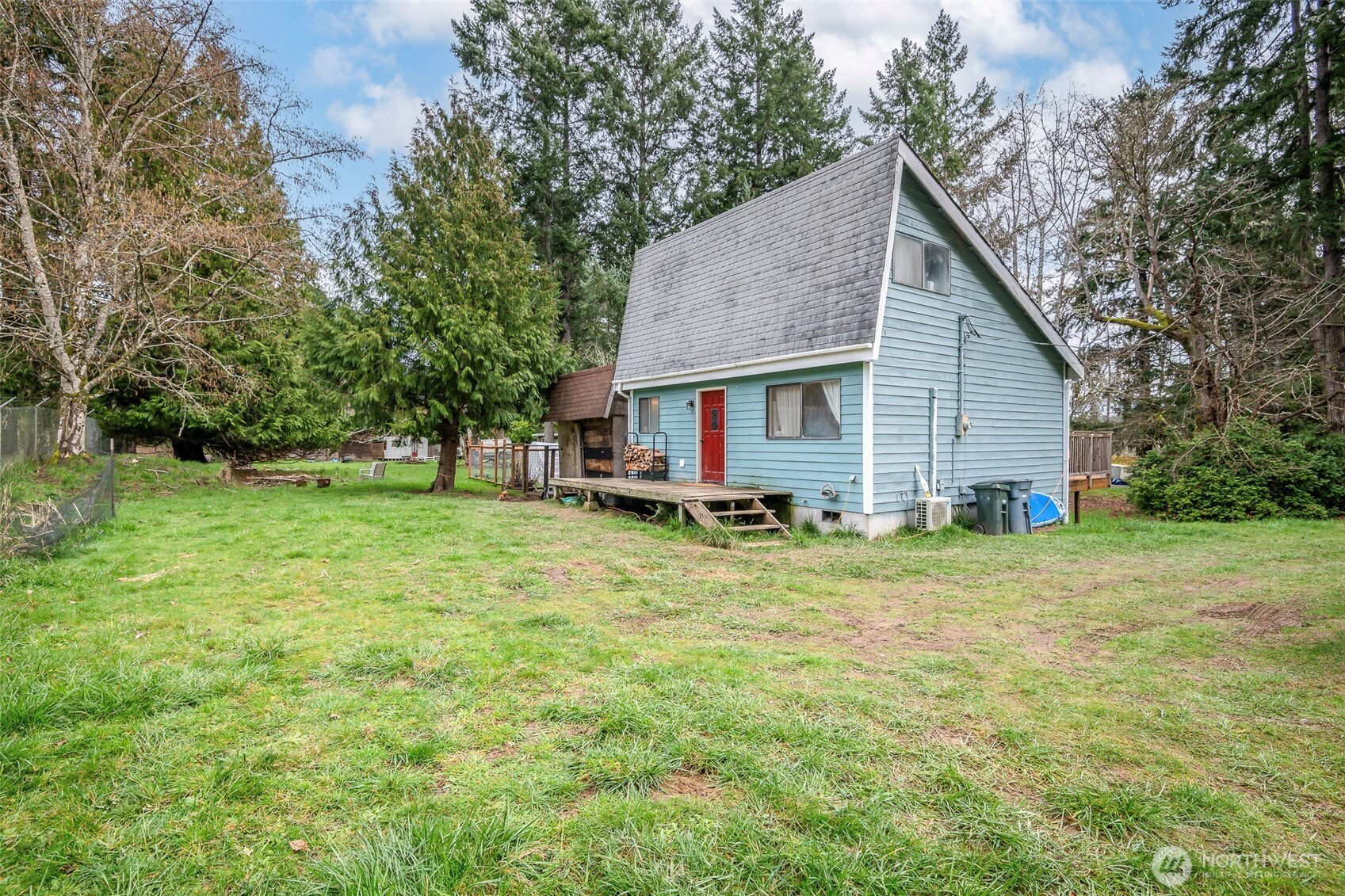 406 E Madrona Boulevard NW Lakebay WA 98349