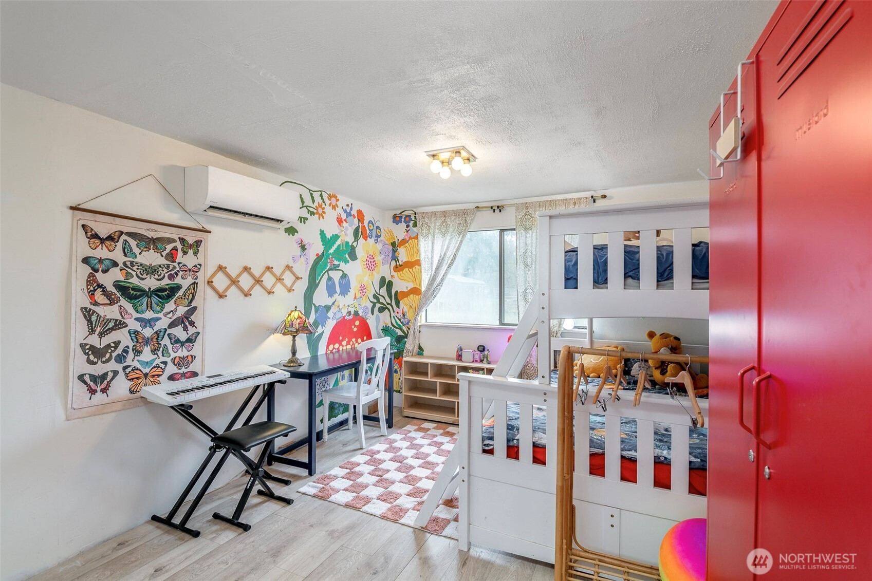 406 E Madrona Boulevard NW Lakebay WA 98349