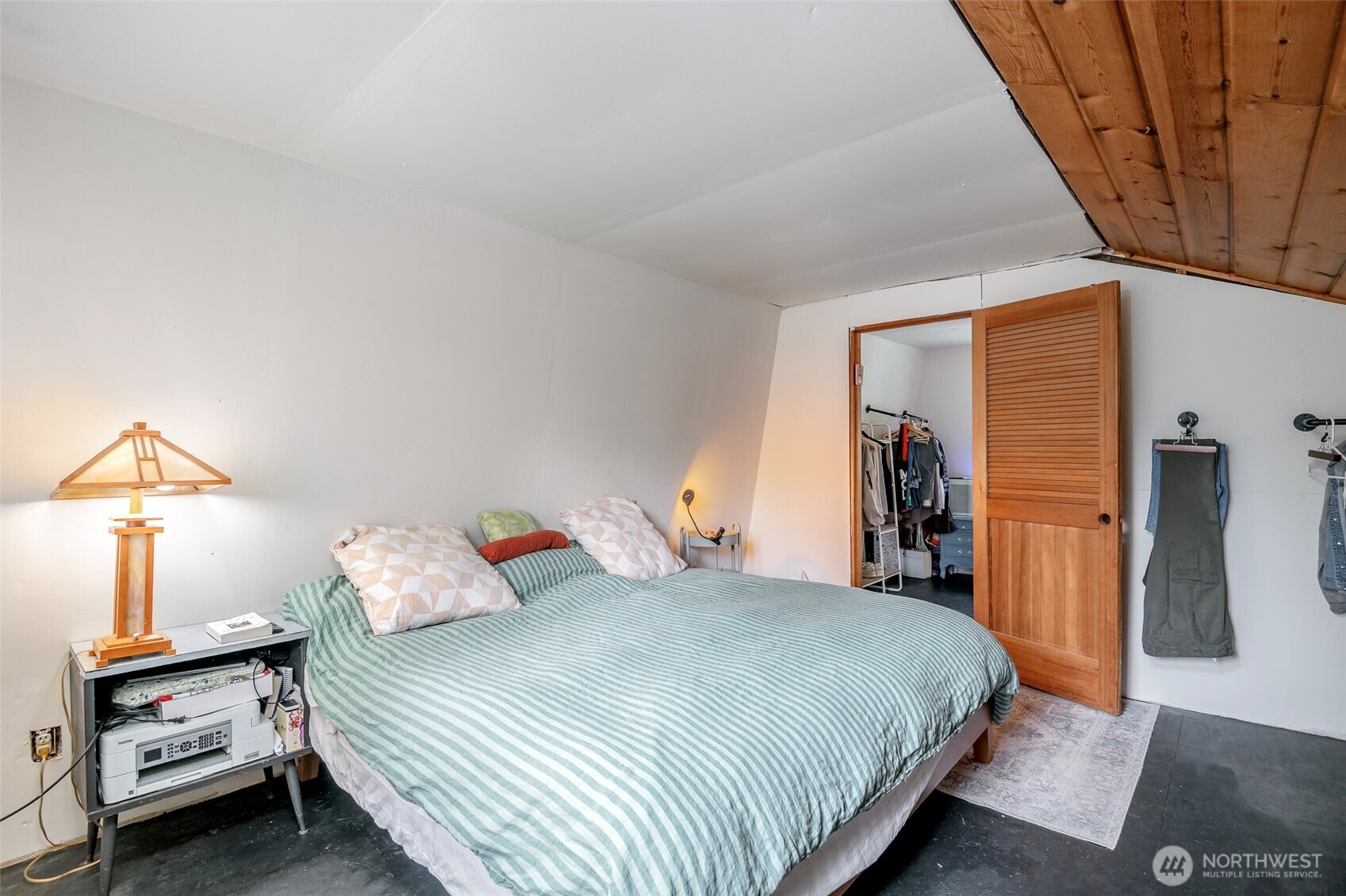 406 E Madrona Boulevard NW Lakebay WA 98349