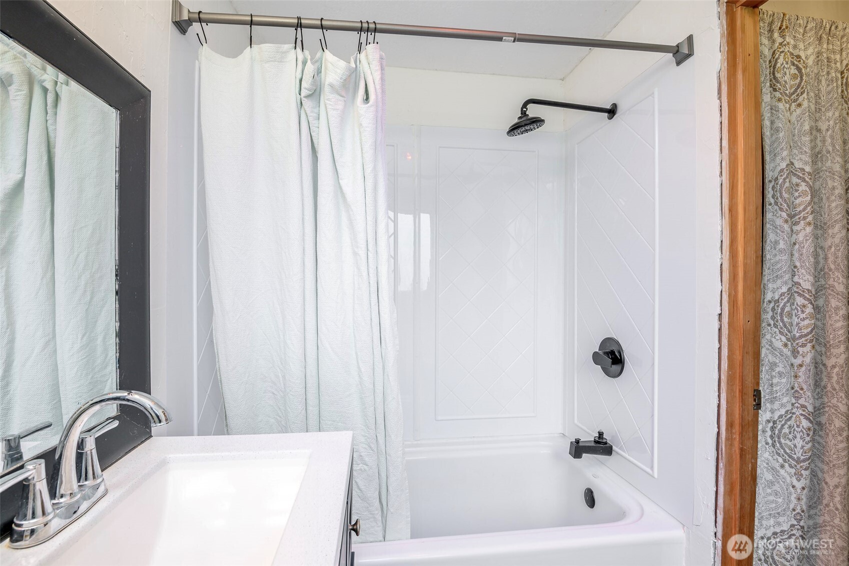 406 E Madrona Boulevard NW Lakebay WA 98349