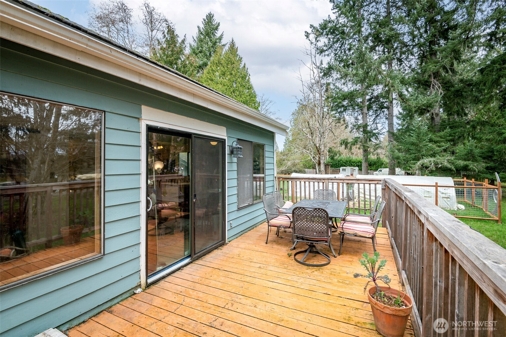406 E Madrona Boulevard NW Lakebay WA 98349