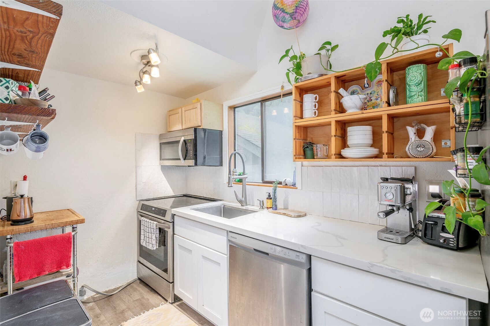 406 E Madrona Boulevard NW Lakebay WA 98349