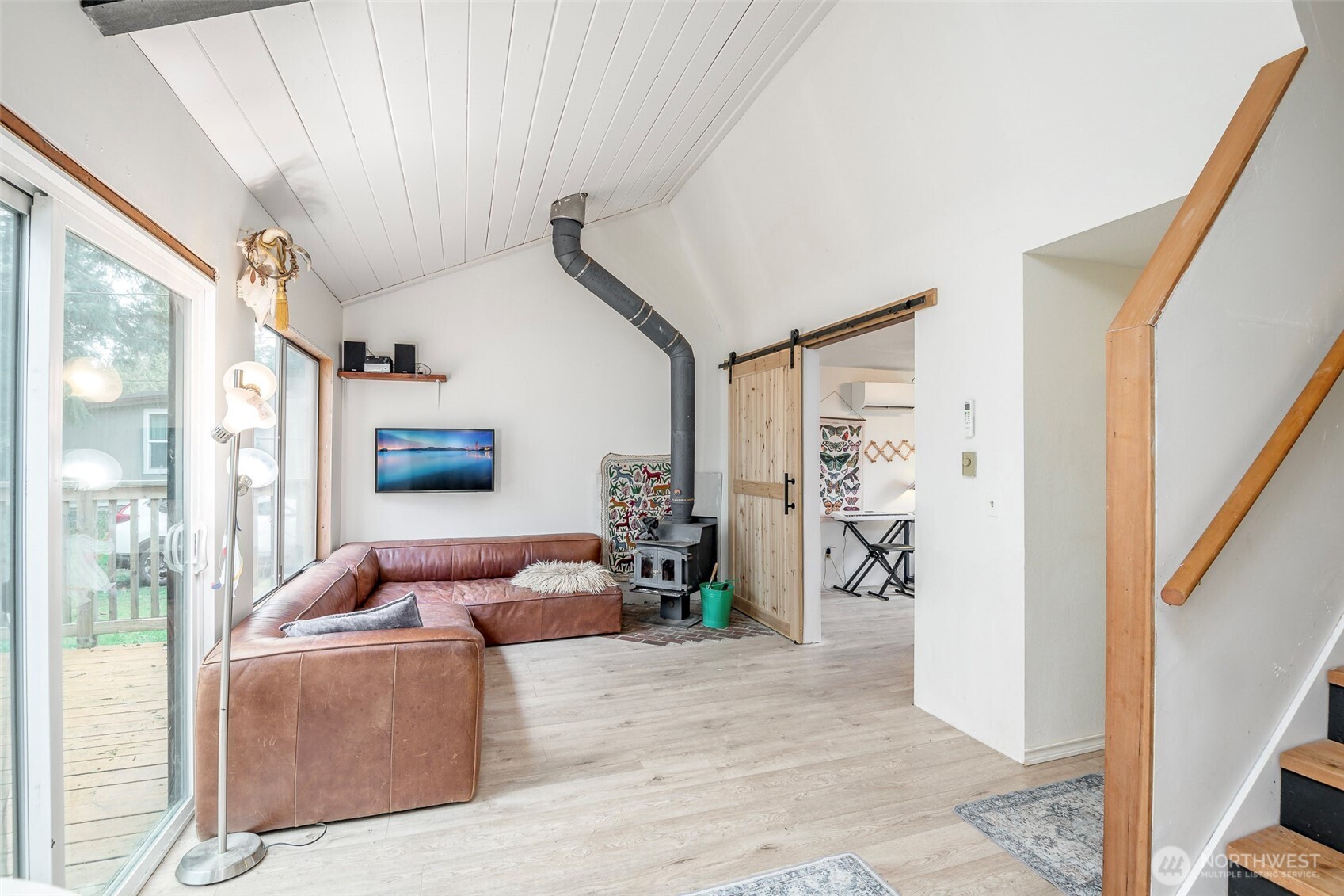 406 E Madrona Boulevard NW Lakebay WA 98349