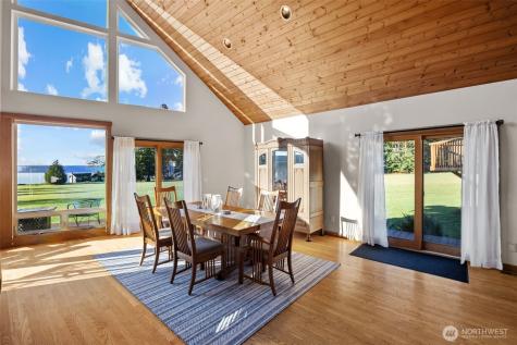 3418 Rose Lane Camano Island WA 98282