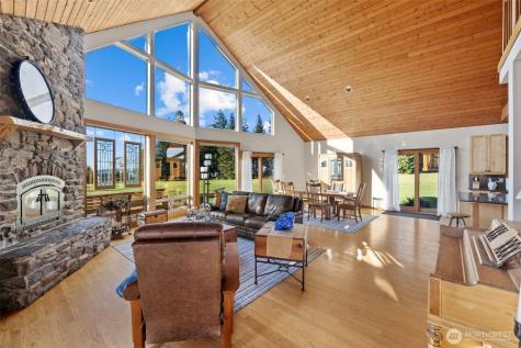 3418 Rose Lane Camano Island WA 98282