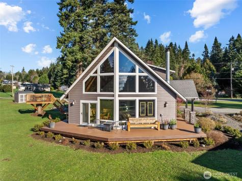 3418 Rose Lane Camano Island WA 98282
