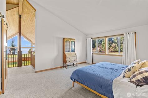 3418 Rose Lane Camano Island WA 98282