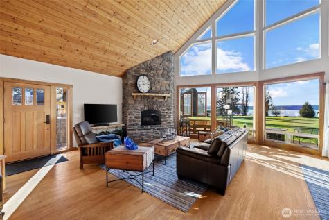 3418 Rose Lane Camano Island WA 98282