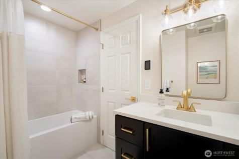 17603 NE 30th Place Redmond WA 98052